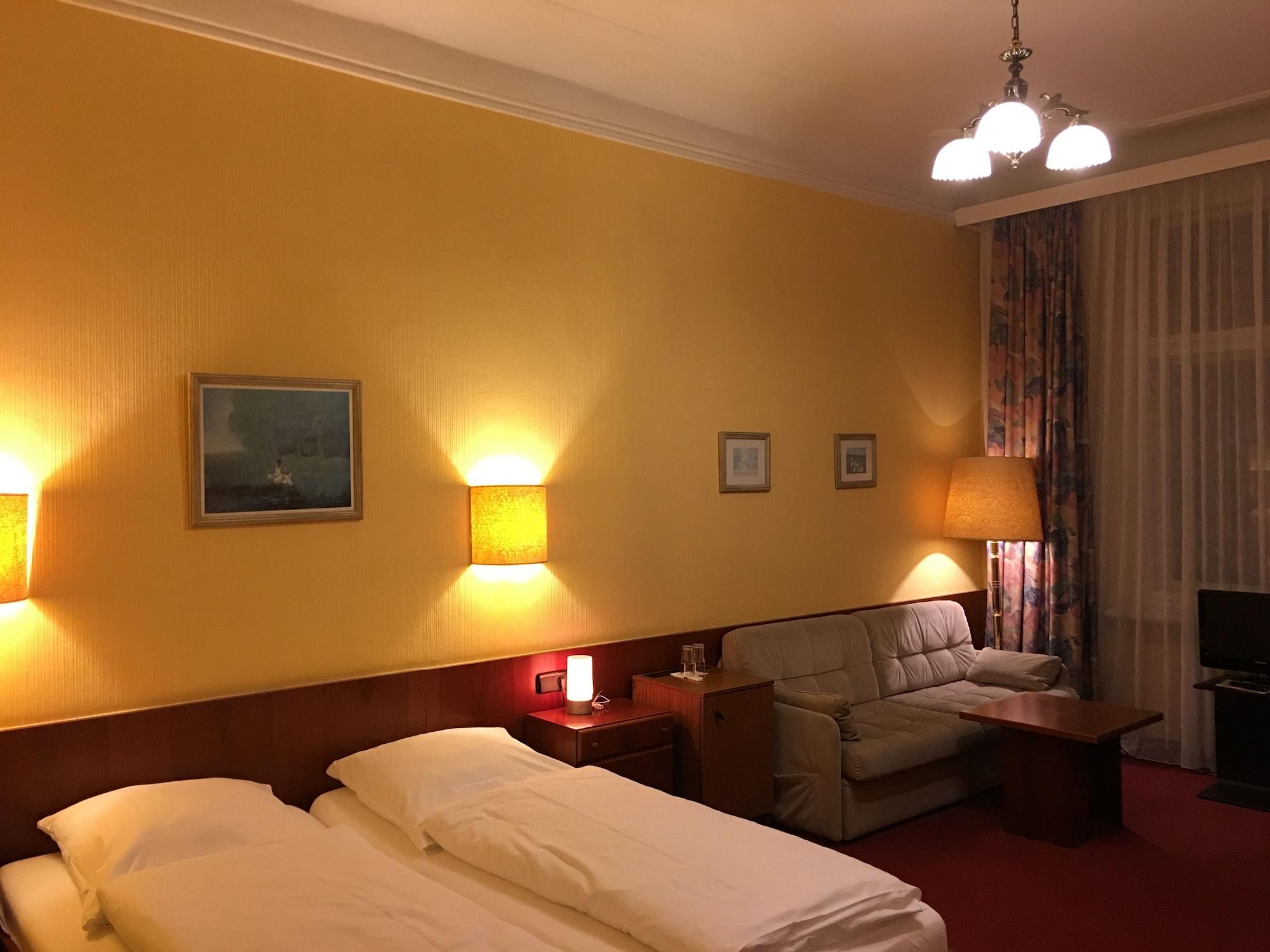 Kurfuerst Am Kurfuerstendamm 3* Berlijn