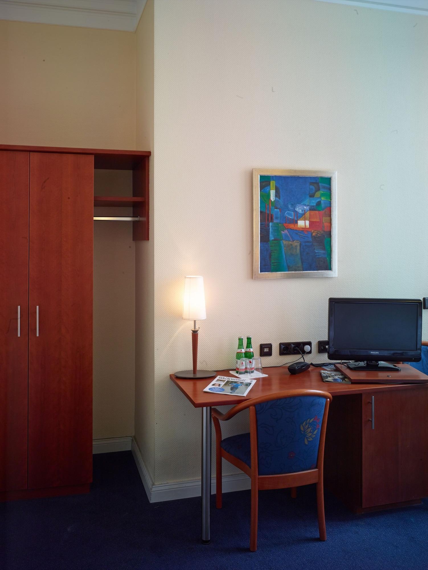 Hotel Kurfuerst Am Kurfuerstendamm Berlijn