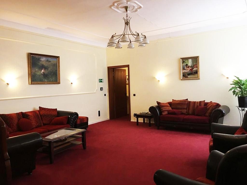 Hotel Kurfuerst Am Kurfuerstendamm Berlijn