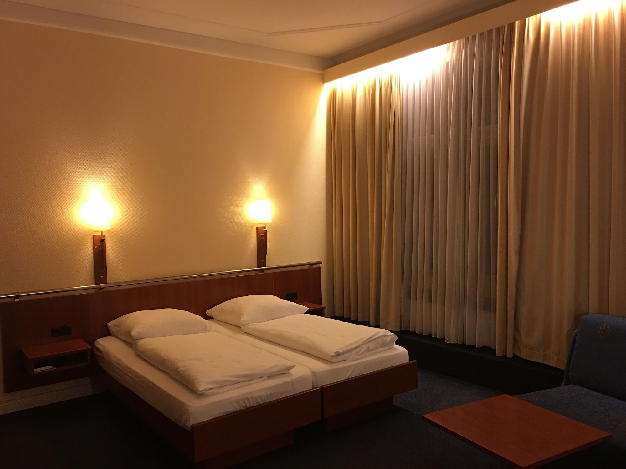 Kurfuerst Am Kurfuerstendamm Hotel Berlijn